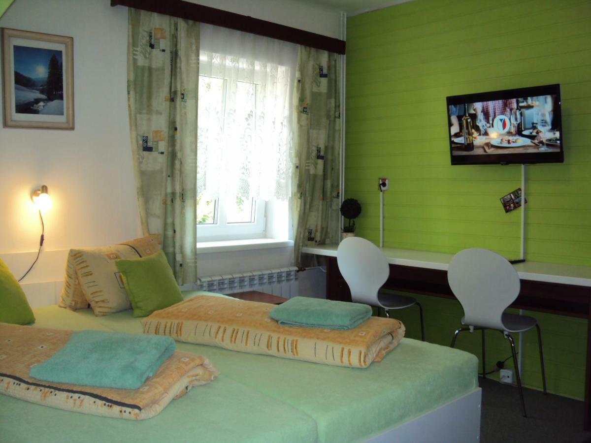 Hotel Zatisi ยันสแก ลาสเนีย ภายนอก รูปภาพ