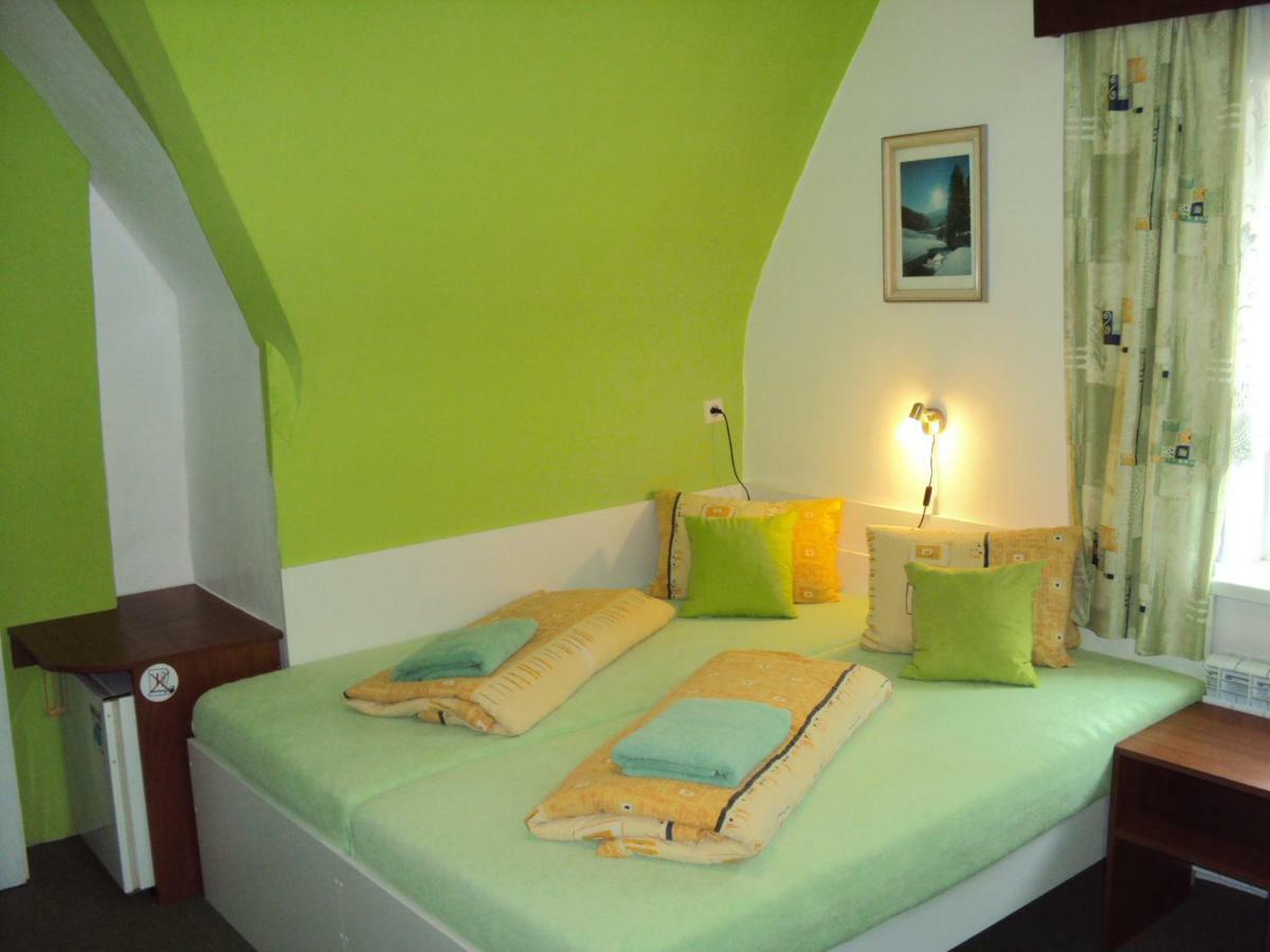 Hotel Zatisi ยันสแก ลาสเนีย ภายนอก รูปภาพ